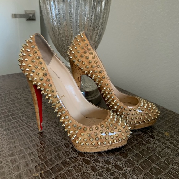 Christian Louboutin Gold Spike heels - Picture 3 of 4